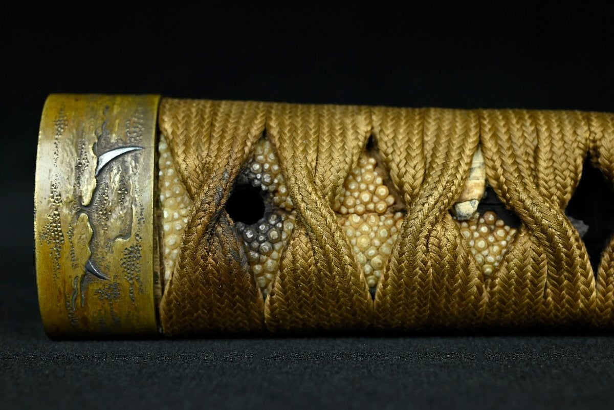 Japanese Sword Antique Tanto Unsigned "Zaimei Unryū-zu Tsuba" 10.86 in22
