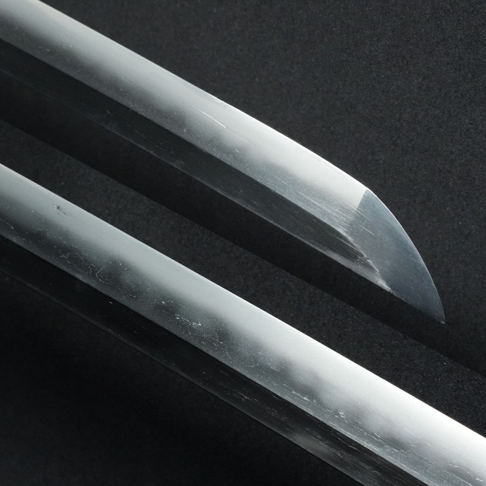 Japanese Katana Sirasaya Hizen Ichimonji Dewanokami Yukihiro Orandakitae 28.07in4