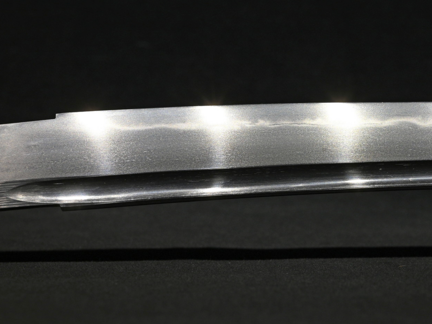 Japanese Sword Antique Unsigned Notare ni gunome hamon Katana Shirasaya 24.88 in16