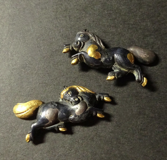 Menuki Japanese Accessory "Wild Horse" 1.14 in6
