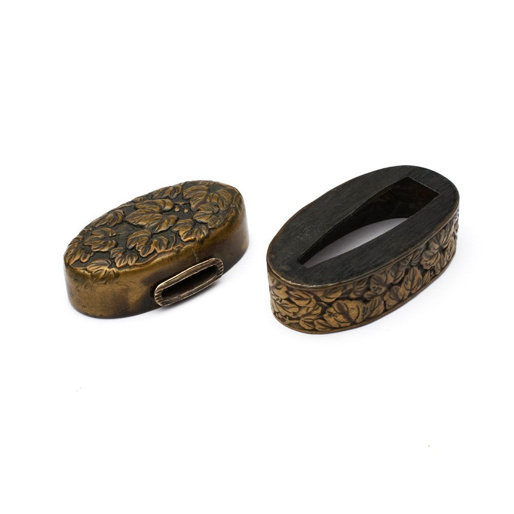 Futigashira Japanese Sword Accessory ”ivy” 1.53 in4