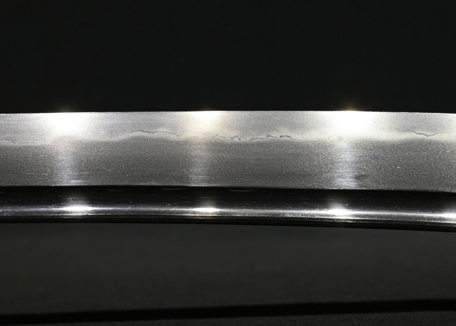 Japanese Sword Antique Unsigned Notare ni gunome hamon Katana Shirasaya 24.88 in18