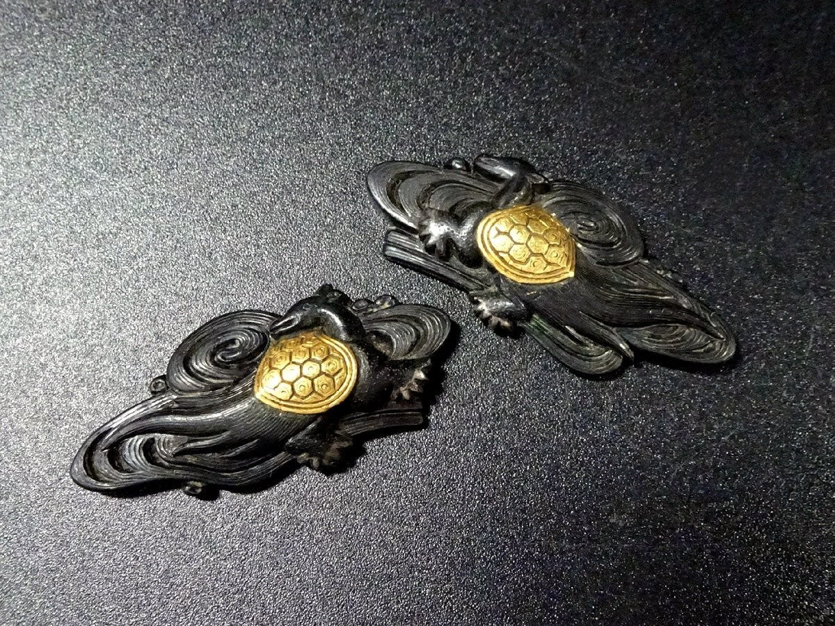Menuki Japanese Accessory "Flowing Water in the Sacred Turtle" 1.39 in1