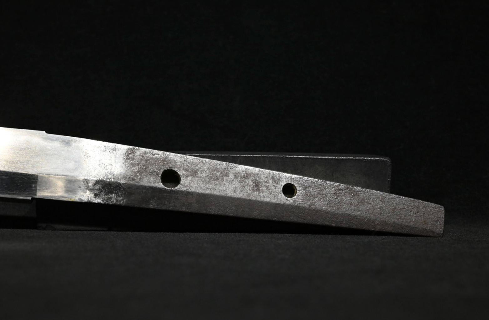 Japanese Antique Sword Katana Shirasaya "Kanenobu" Notareba Mokume-hada 23.89 in15