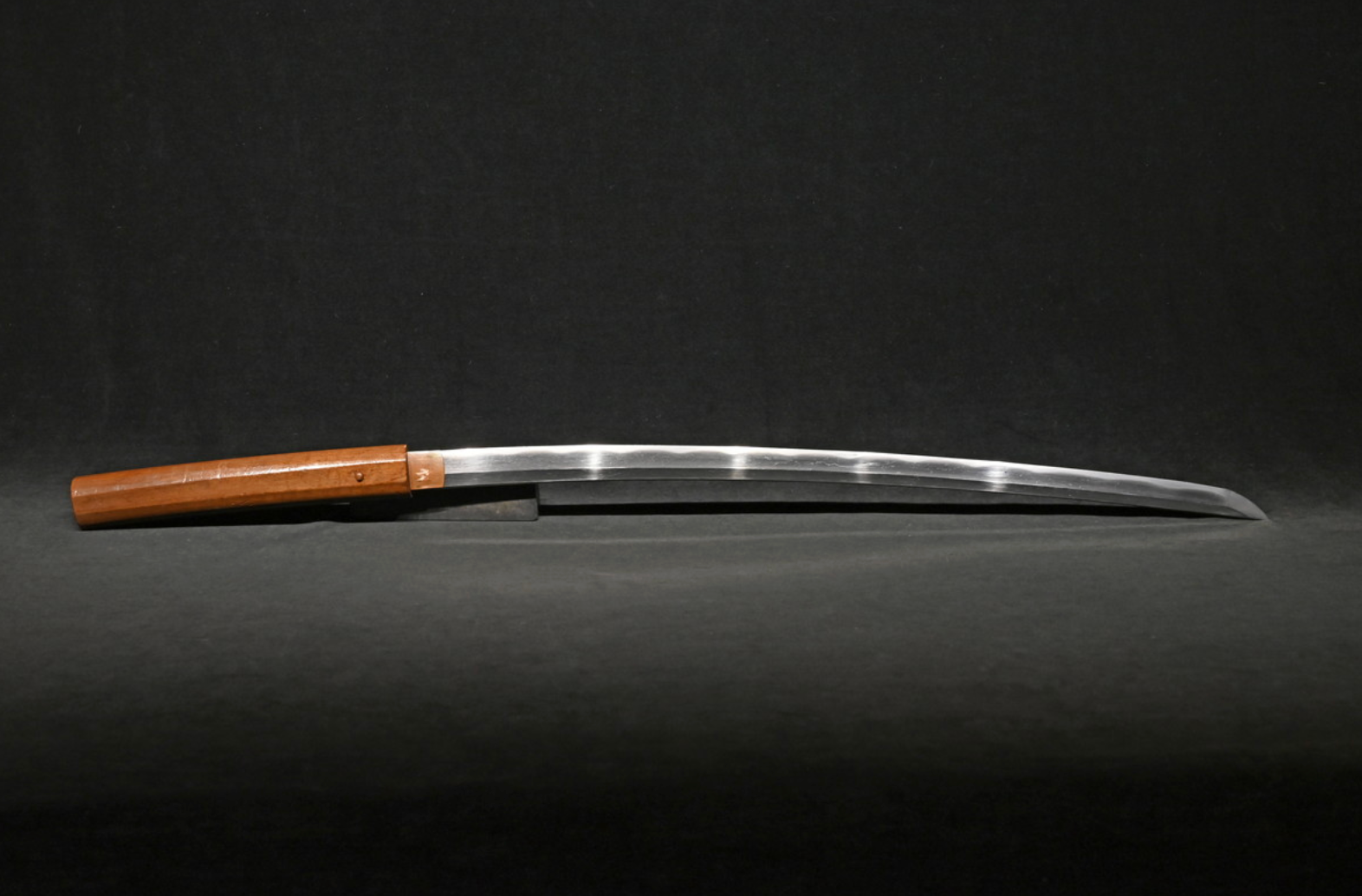 Japanese Antique Sword Katana Shirasaya "Kanenobu" Notareba Mokume-hada 23.89 in9