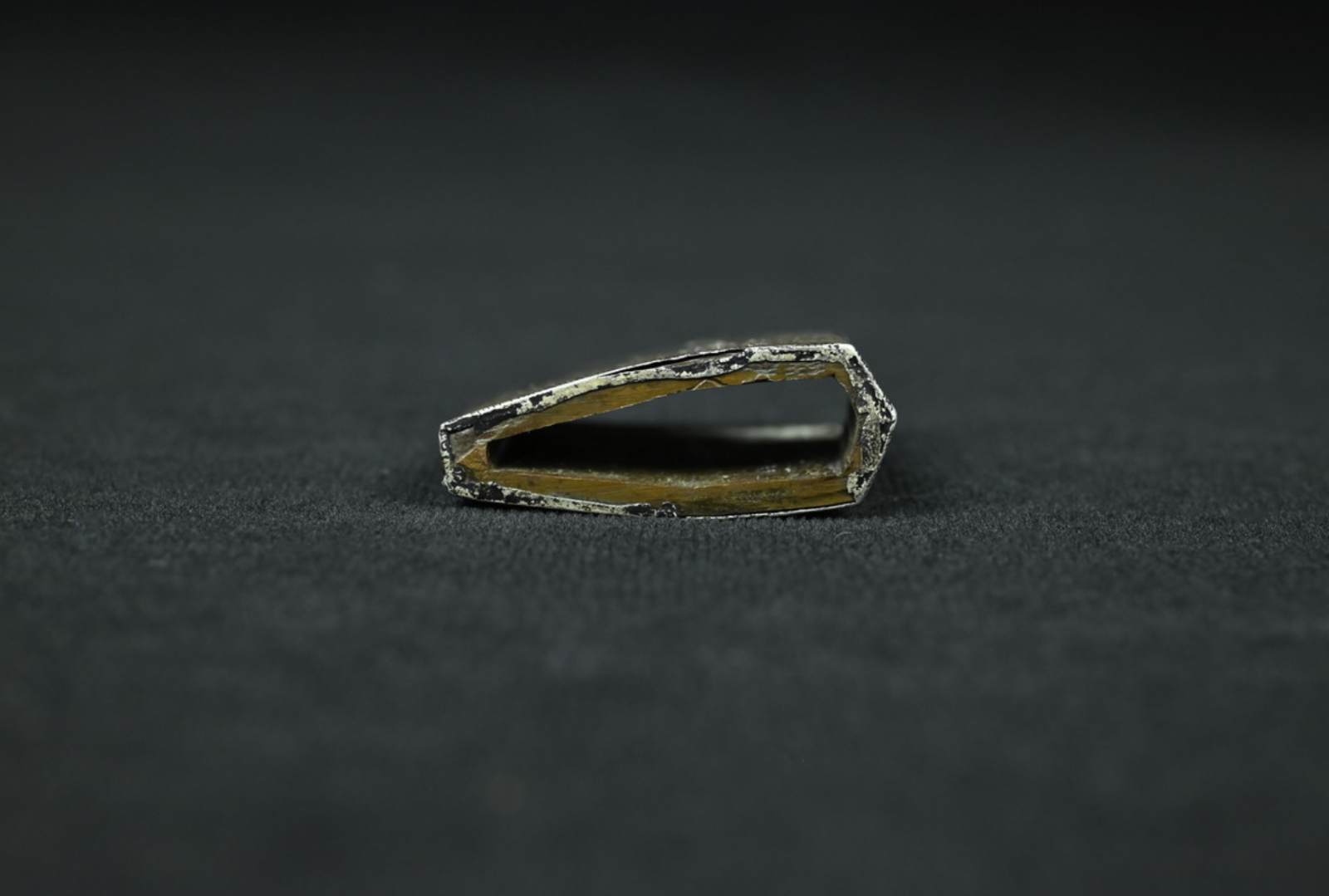 Japanese Sword antique Wakizashi "Tsuda Ōmi no Kami Sukenao" Tōranba 17.51 in23