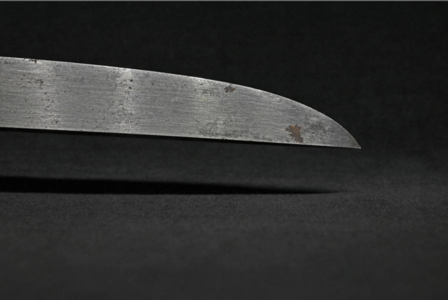 Japanese Sword  Antique Tanto Unsigned "Zaimei Unryū-zu Tsuba" 10.86 in15