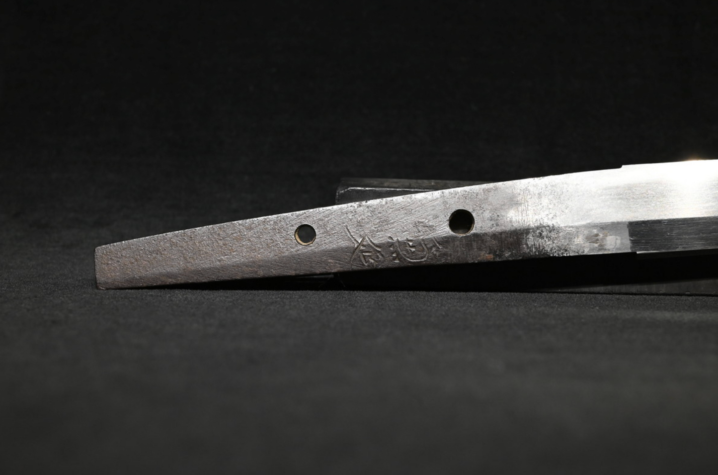Japanese Antique Sword Katana Shirasaya "Kanenobu" Notareba Mokume-hada 23.89 in12