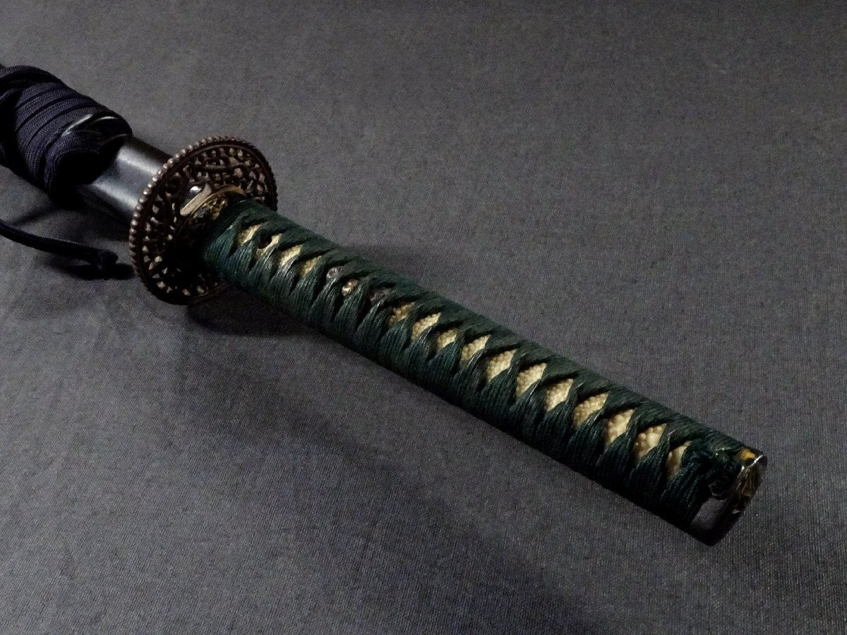 Japanese Sword Katana "Minamoto no Morimitsu" ,1981 Koshirae 28.85 in From Japan11