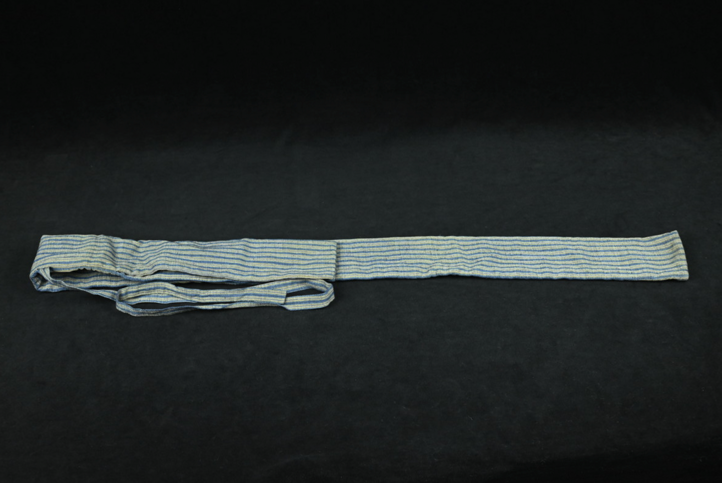 Japanese Antique Sword Katana Shirasaya "Kanenobu" Notareba Mokume-hada 23.89 in23