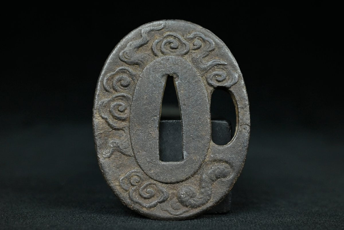 Japanese Sword  Antique Tanto Unsigned "Zaimei Unryū-zu Tsuba" 10.86 in16