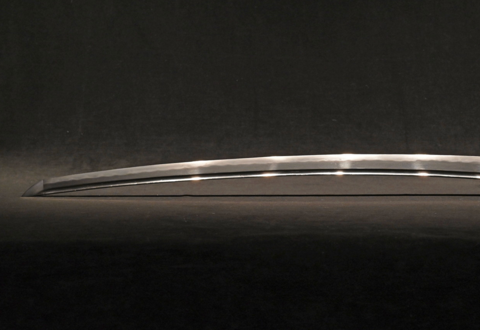 Japanese Sword Antique Unsigned Notare ni gunome hamon Katana Shirasaya 24.88 in15