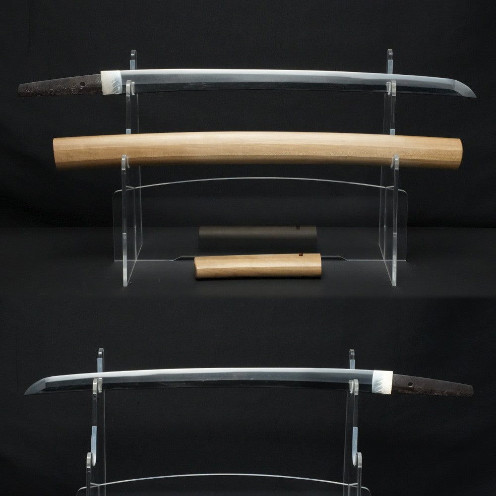 Japanese Sword Wakizashi Sirasaya Yamashiro Daijō Minamoto Kunishige1