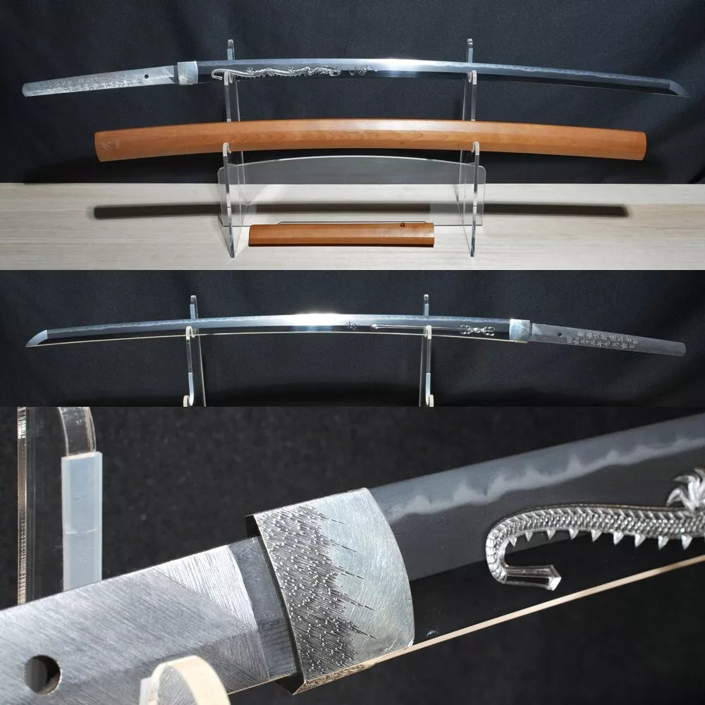 Japanese Sword Antique Katana Shirasaya 伊豫松山住靖献彫同作 28.26 in From Japan Katana